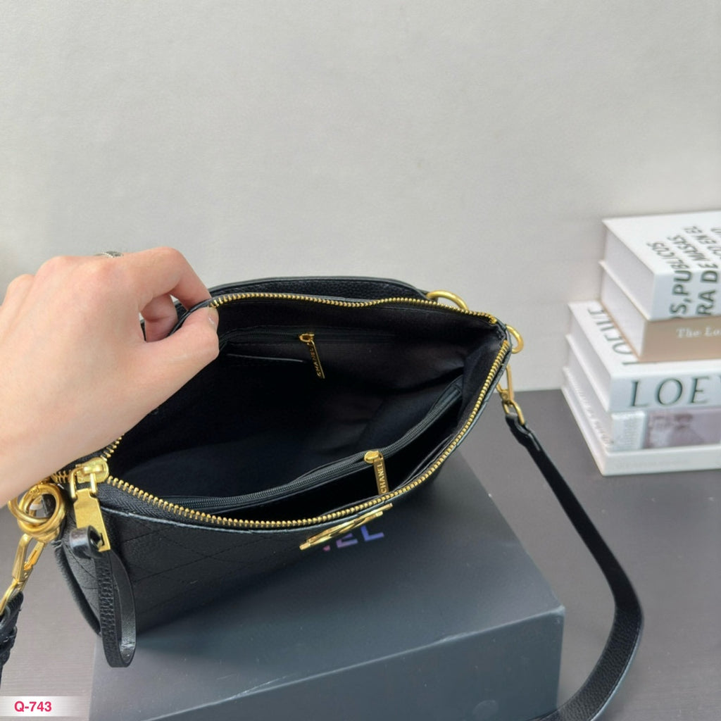 zipper shoulder bag 1824062601
