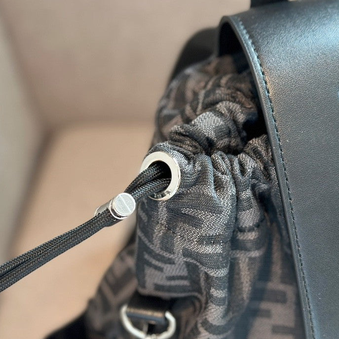 Fashion new travel backpackPD1023082127