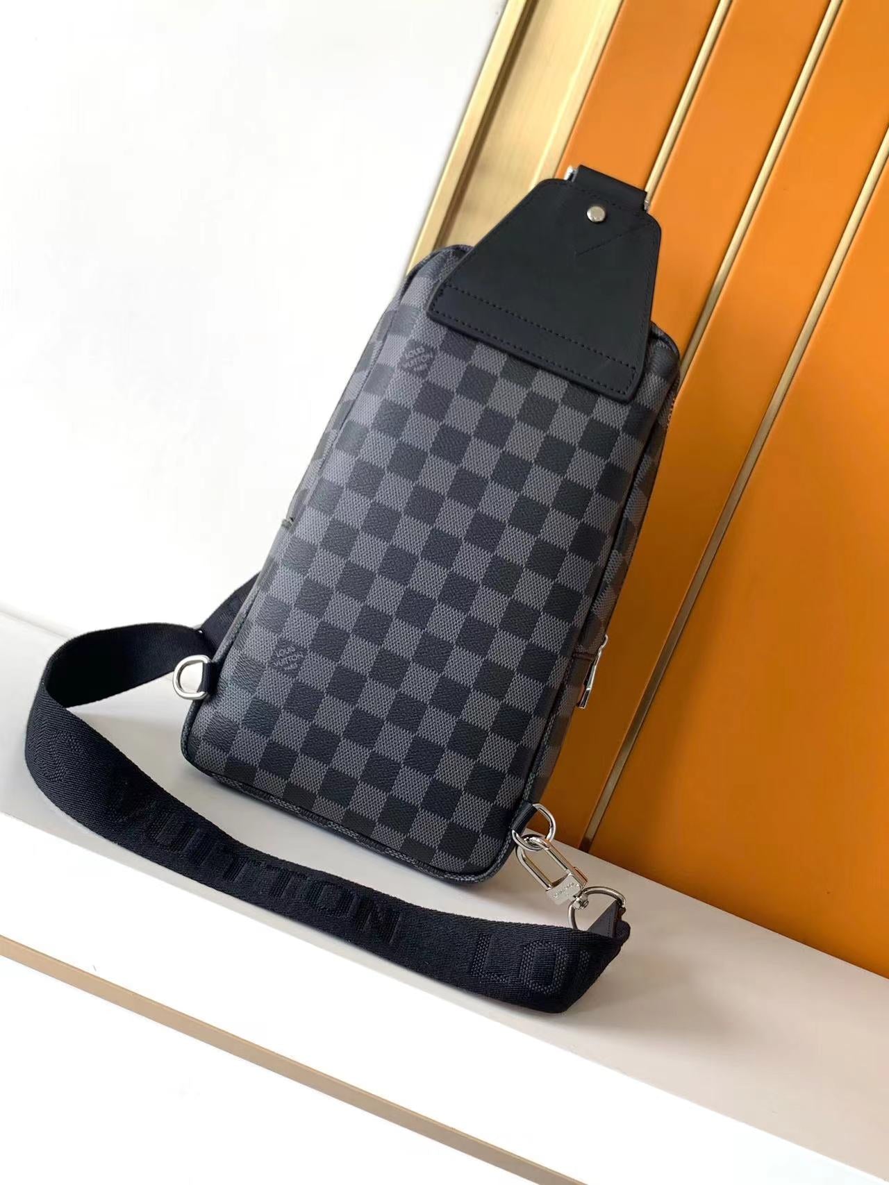 L fashion checkered chest bag 0725052704
