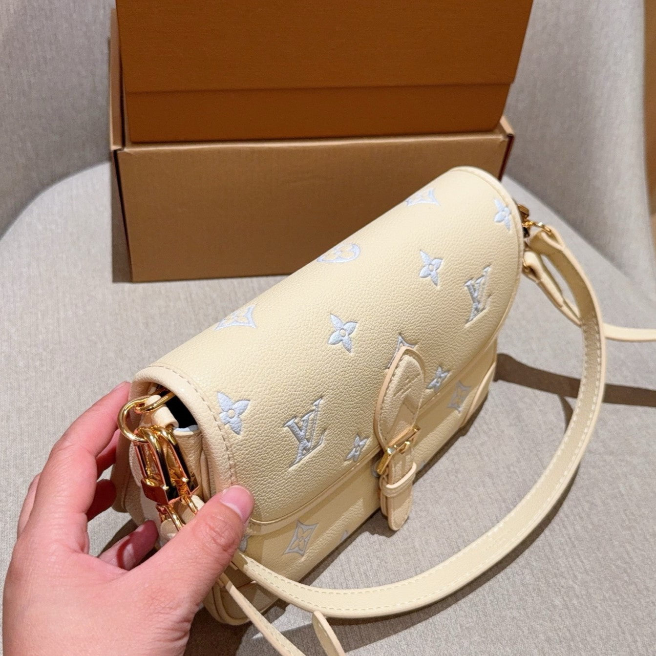 New Fashion  L Baguette bag M1026072804