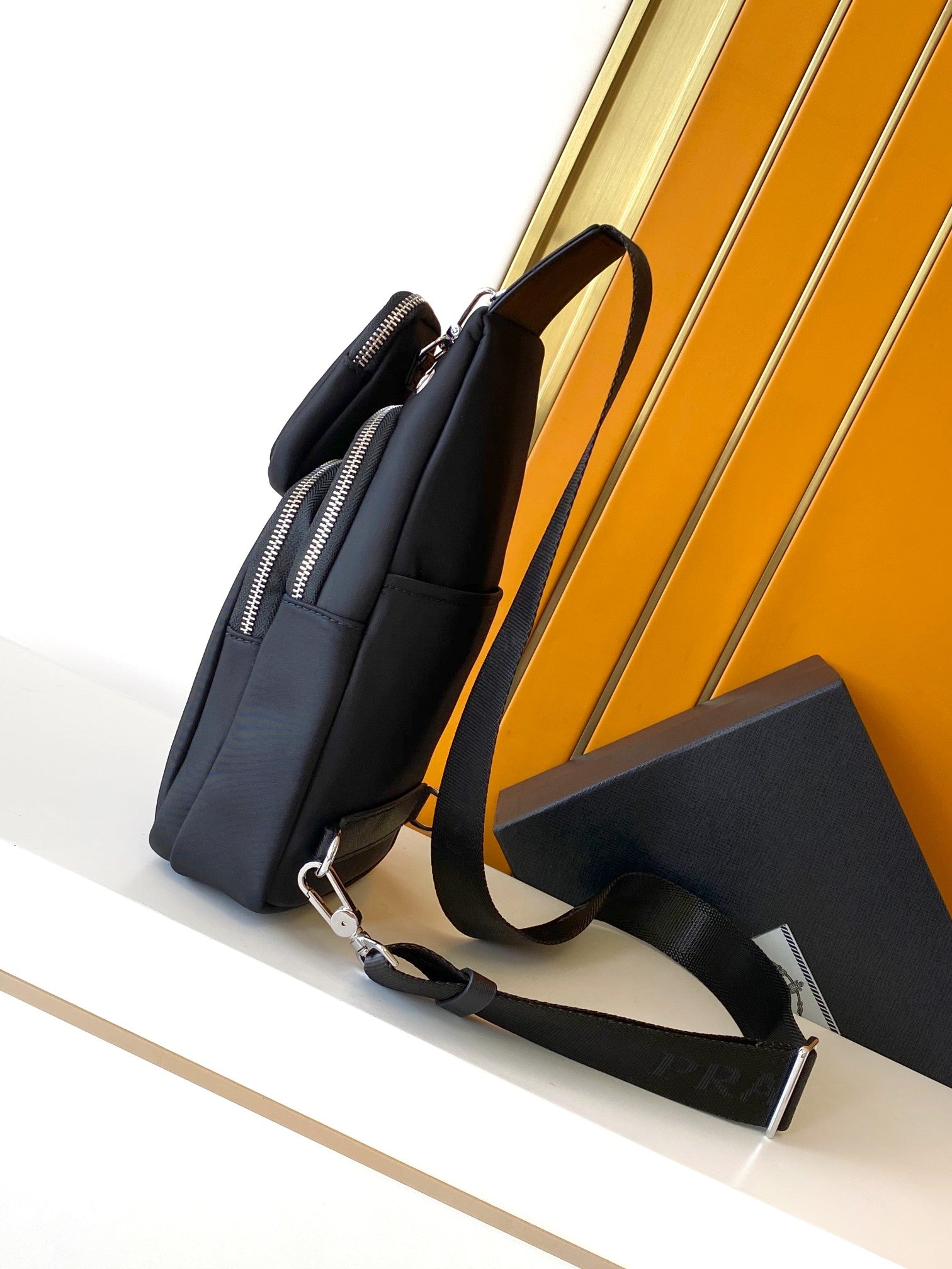 P fashionable nylon waterproof chest bag 0725052715