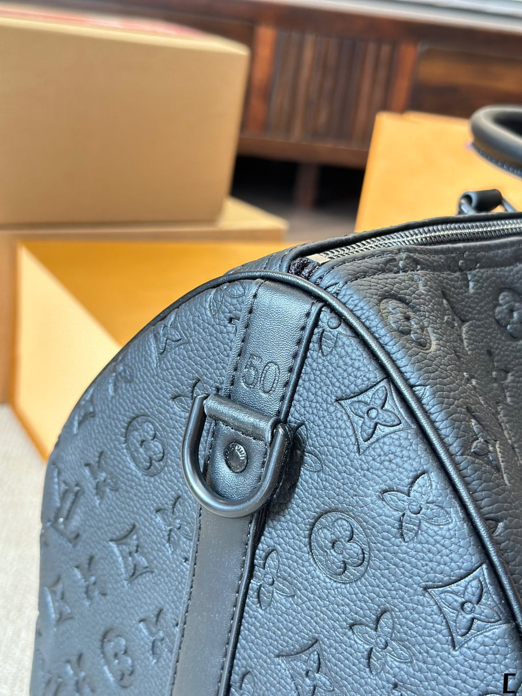 Embossed Travel Bag 1824031909