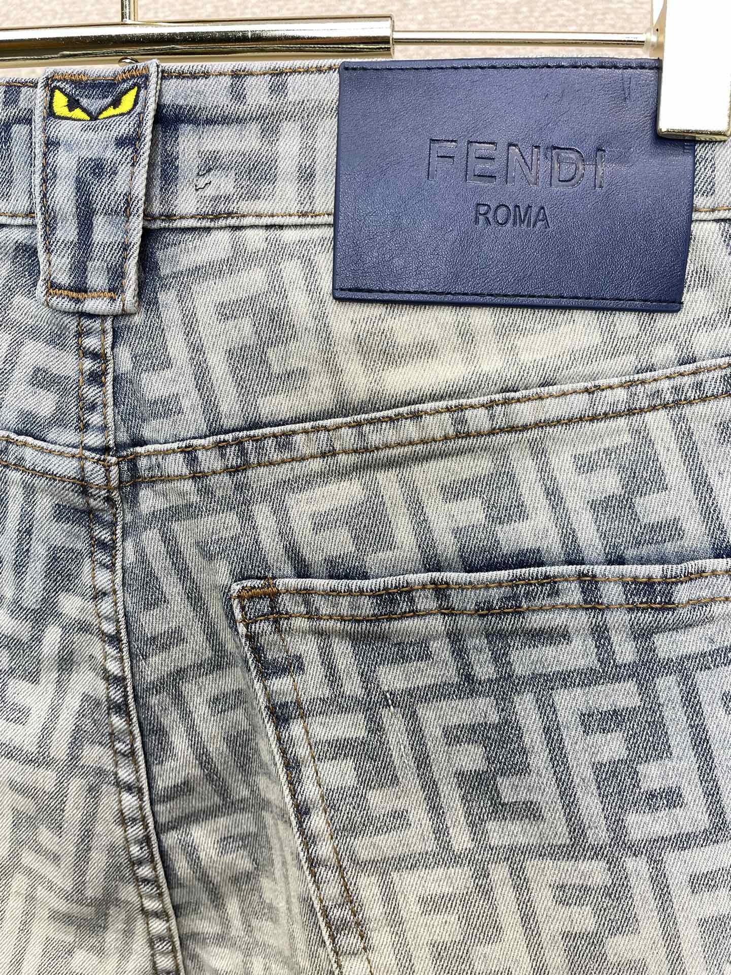 New Denim Shorts XC1026071627