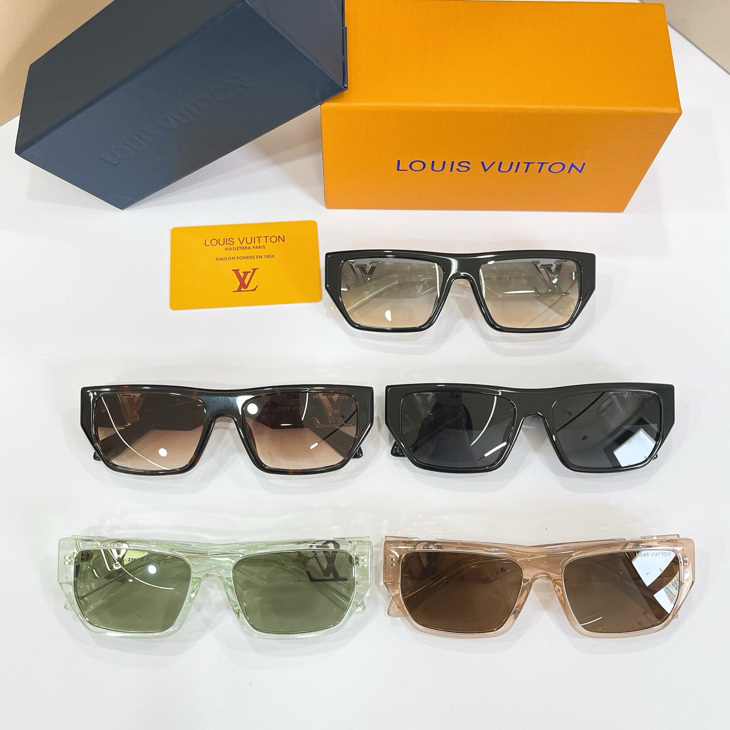 Luxury Limited-Edition Sunglasses XC1026071713