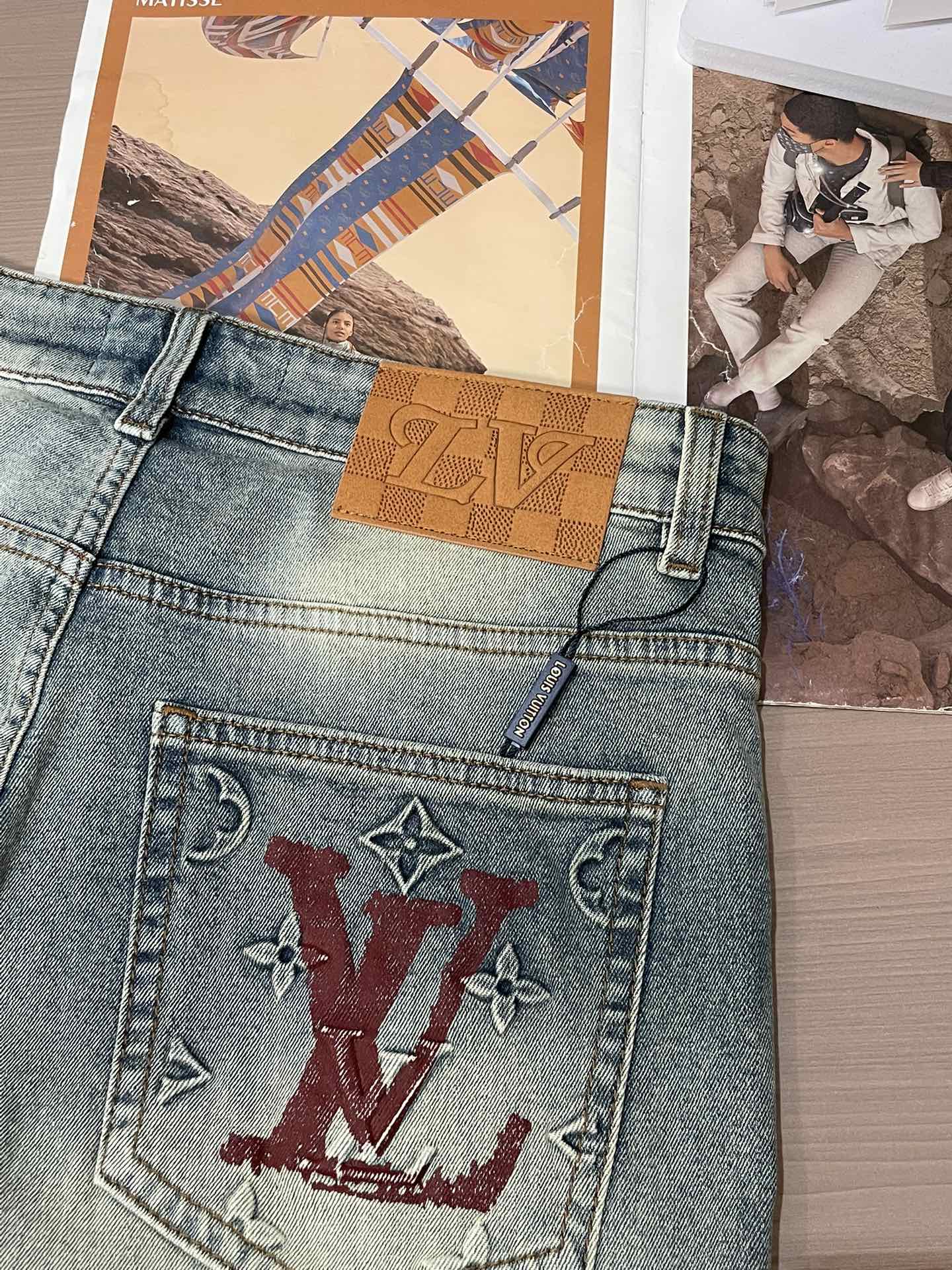 High-Quality Best-Selling Jeans 1026063023