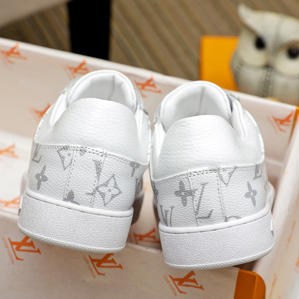 L classic monogram leather flat sneakers 0724122410