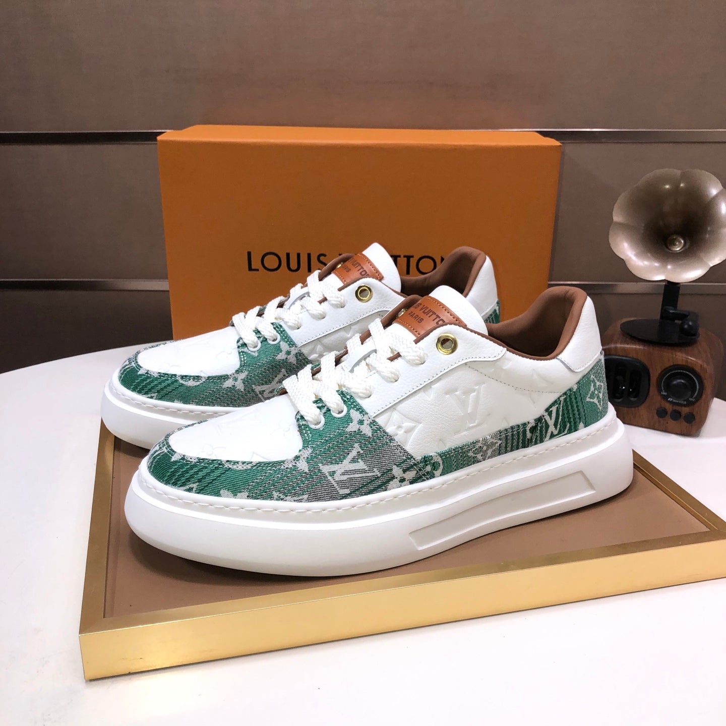 L classic and fashionable sports shoes 0725090904