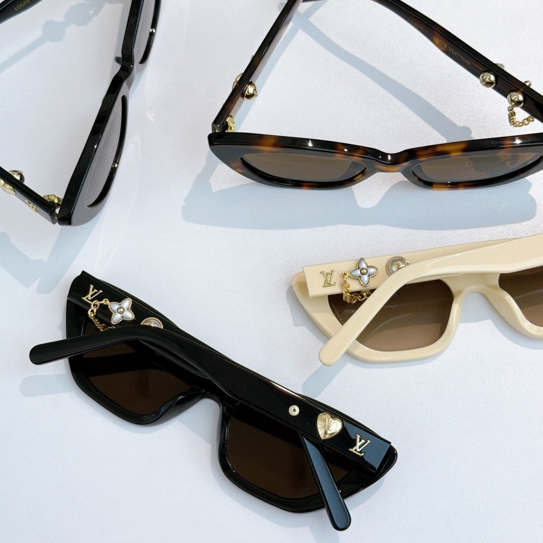 New Cat Eye LV Sunglasses With Chain XC1312102607