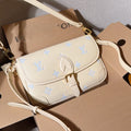 New Fashion  L Baguette bag M1026072804