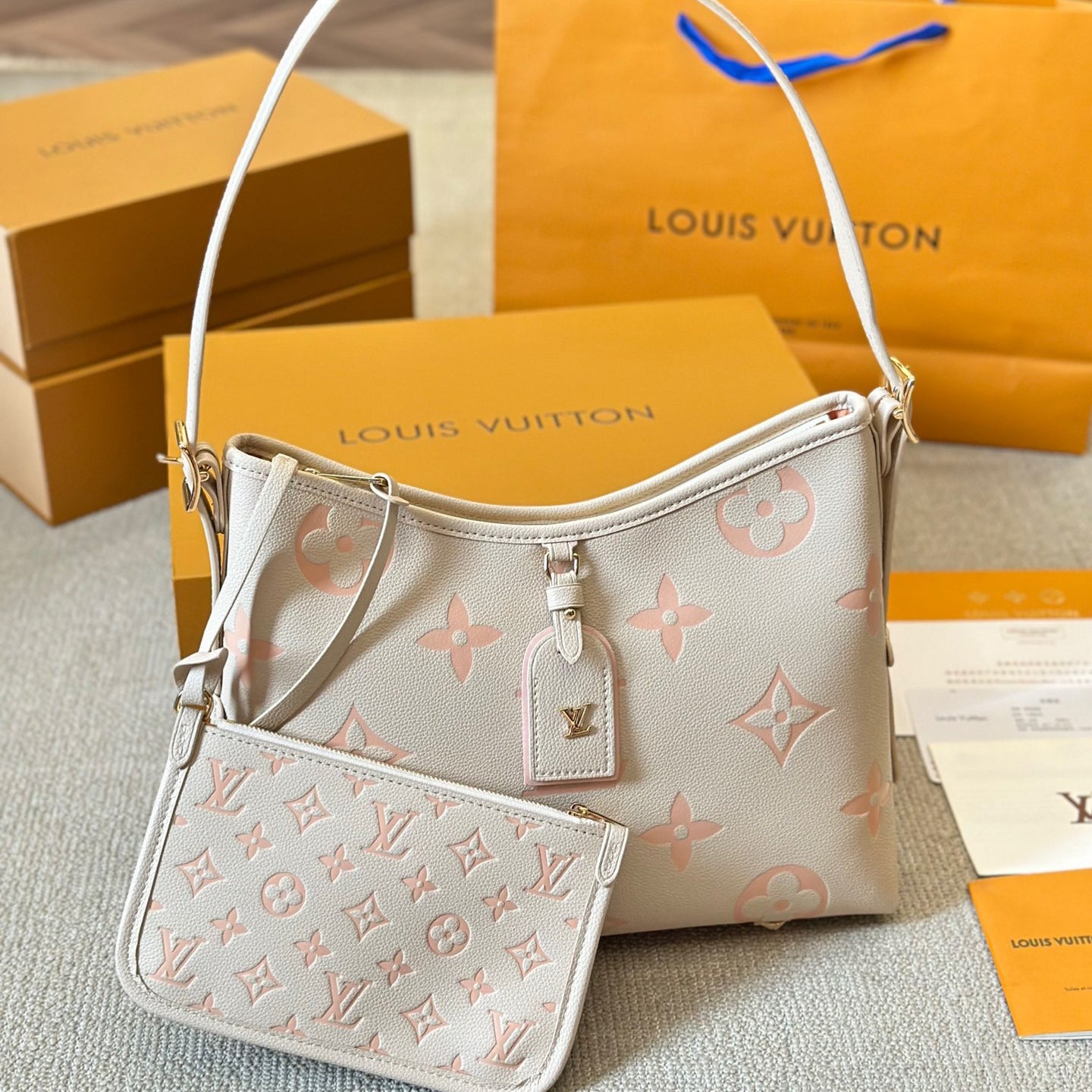 V fashion print Carryall new commuter bag 0724061303