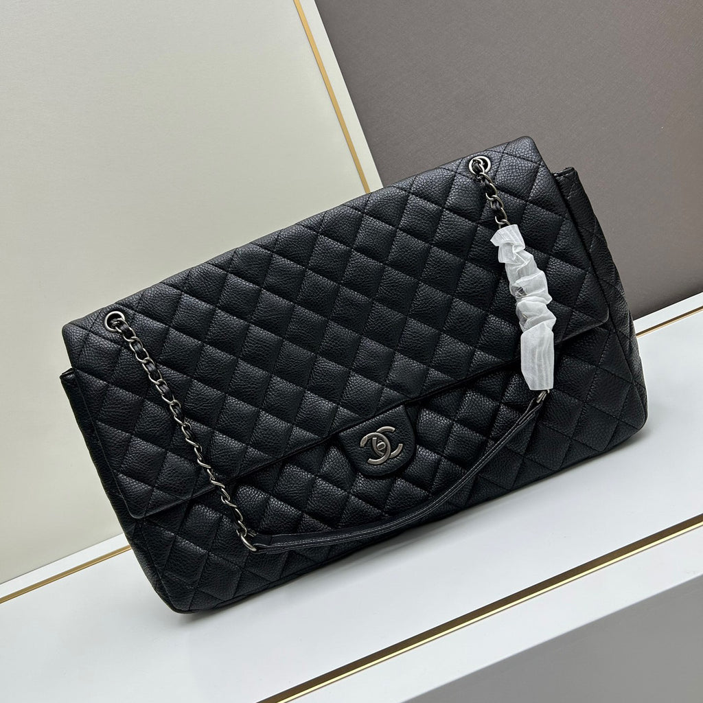 CF oversized airport bag underarm bag 1824062403