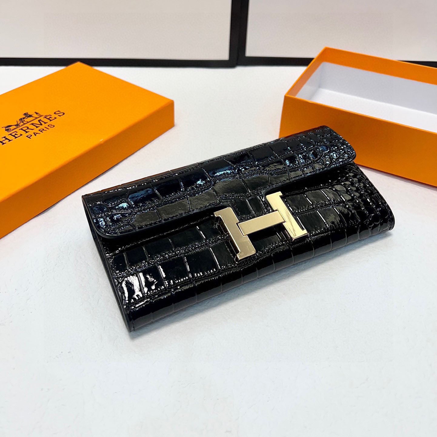 H crocodile calfskin wallet XC24100901