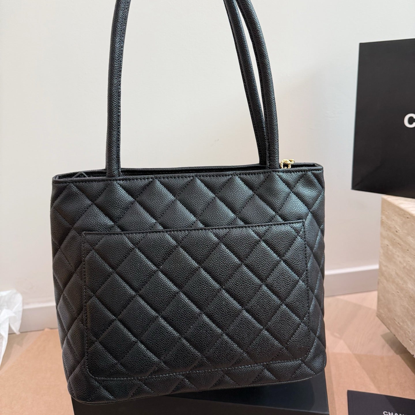 26SS New Women's Hilton Gold Coin Bag 0726031011