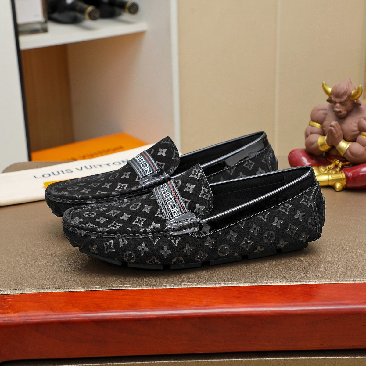V Men's Classic Casual Loafers 0726040805