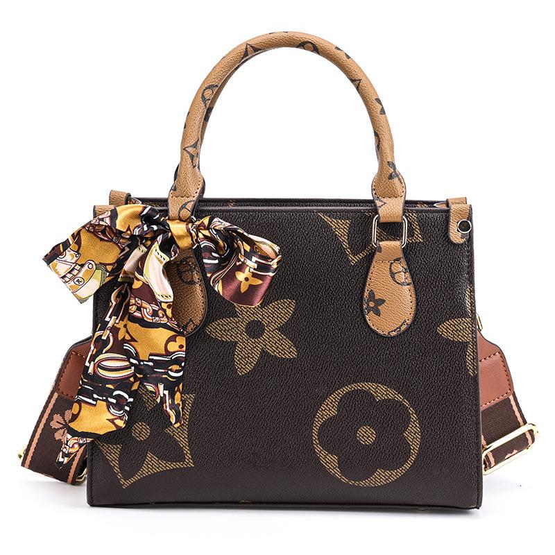 Presbyopia light luxury silk scarf crossbody bag 0823112812