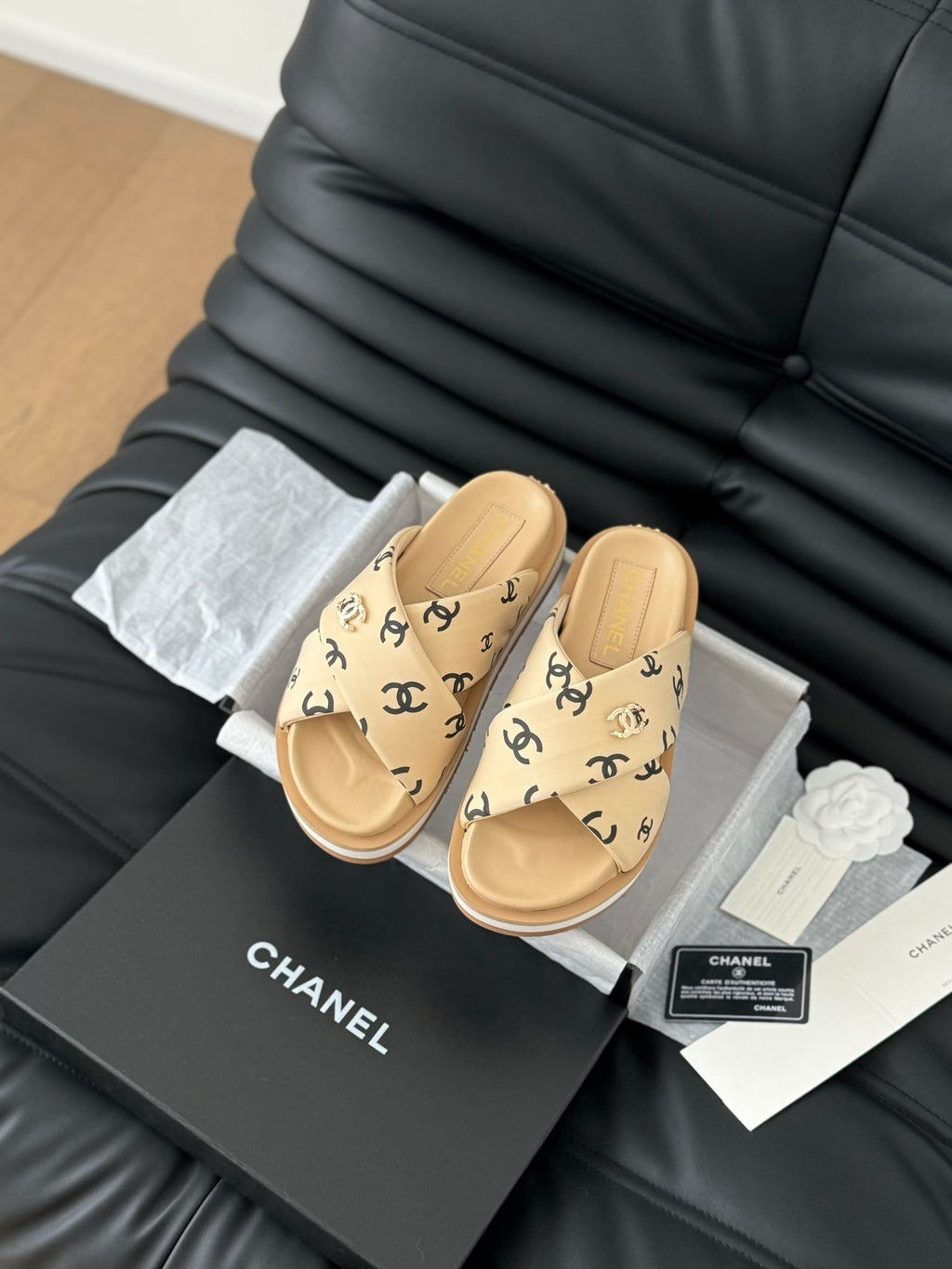 new cross slippers 0724051104