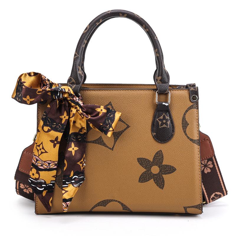 Presbyopia light luxury silk scarf crossbody bag 0823112812