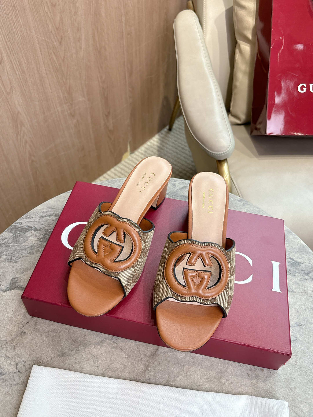 high-heeled slippers 0725101408