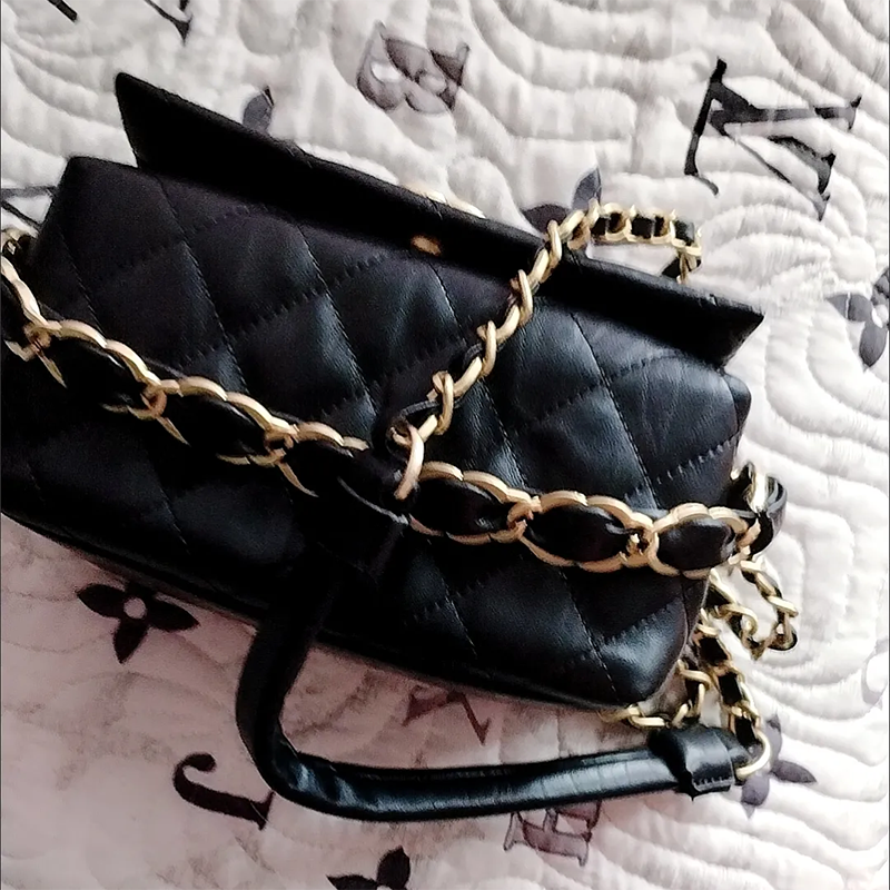 New trendy and fashionable women's bags PD10042810