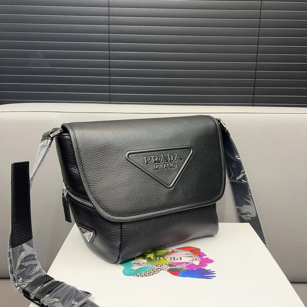 New fashion men's versatile crossbody bag 1024011013