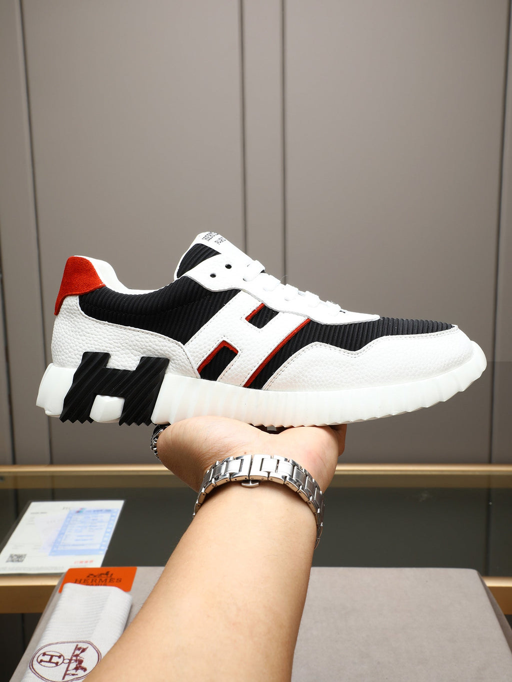 H Fashion Bouncing sneakers 0725052808