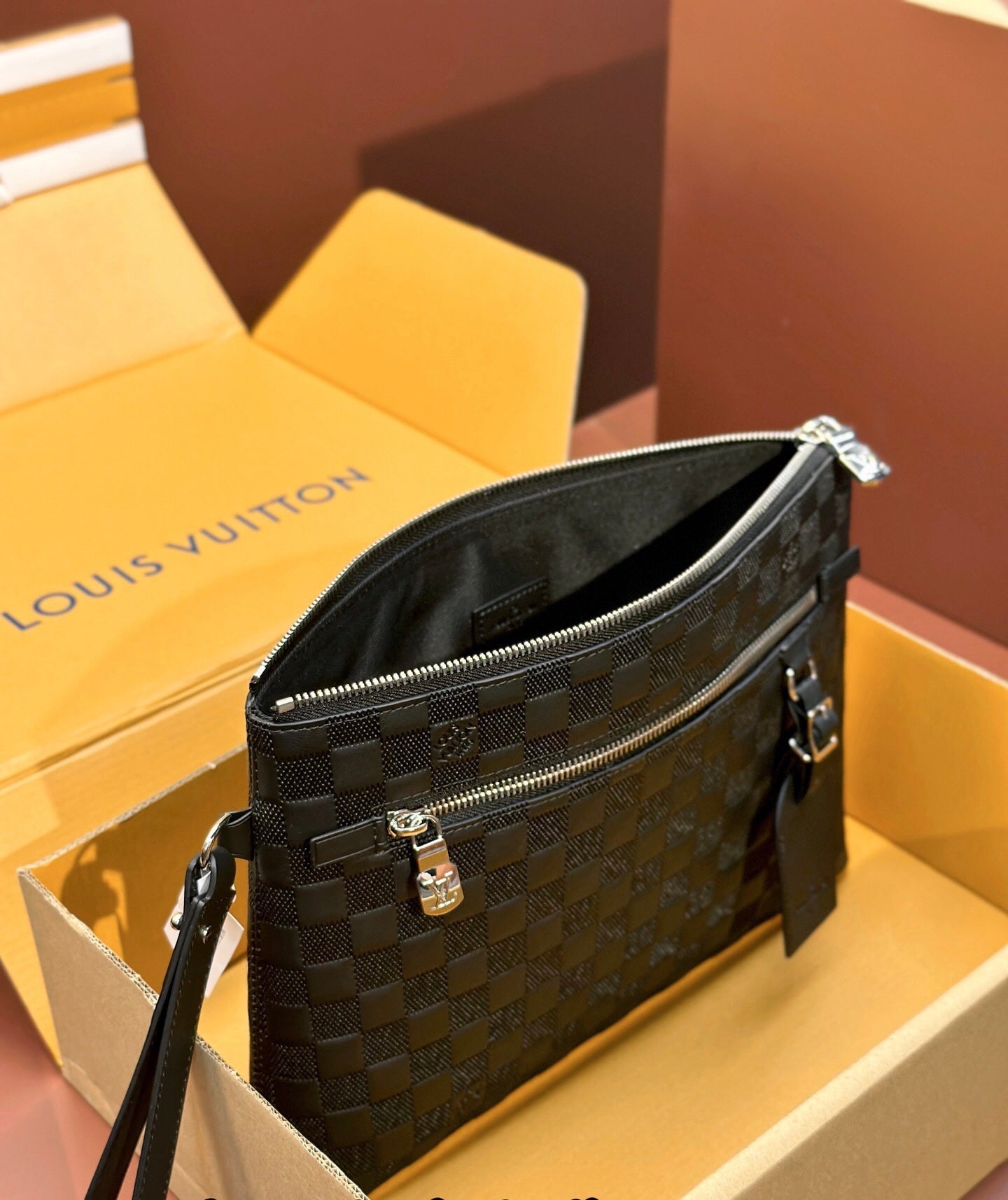 L fashion checkered leather handbag 0725052728