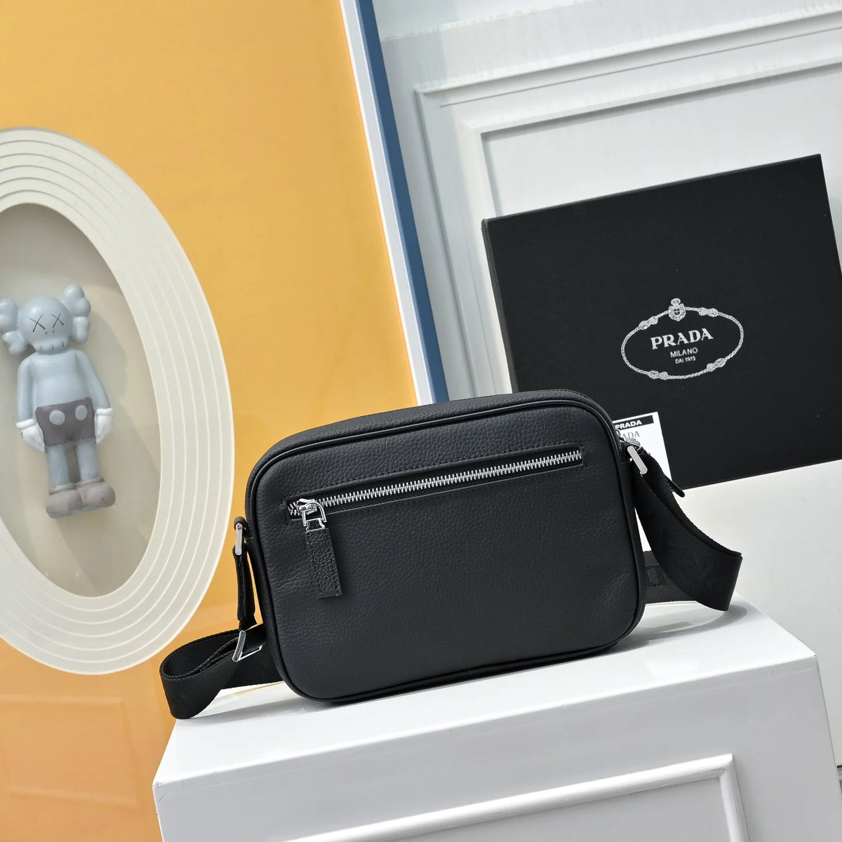 New Men's Shoulder Bag JP0625103003