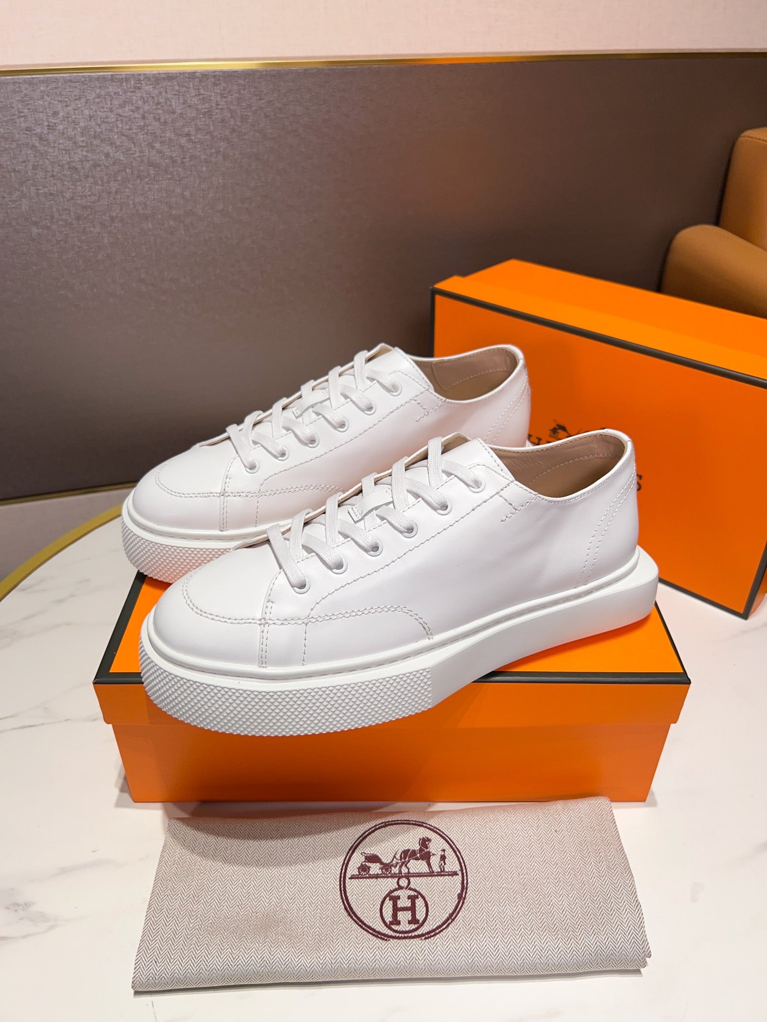 H Fashion Leather Lace-Up Sneakers 0724112204