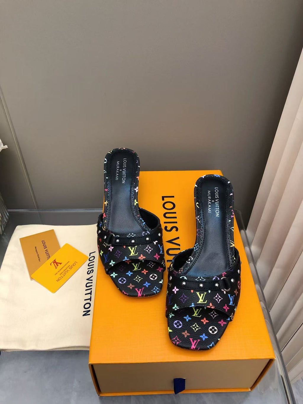 L fashion 3 color hot style high heel slippers 0725031902