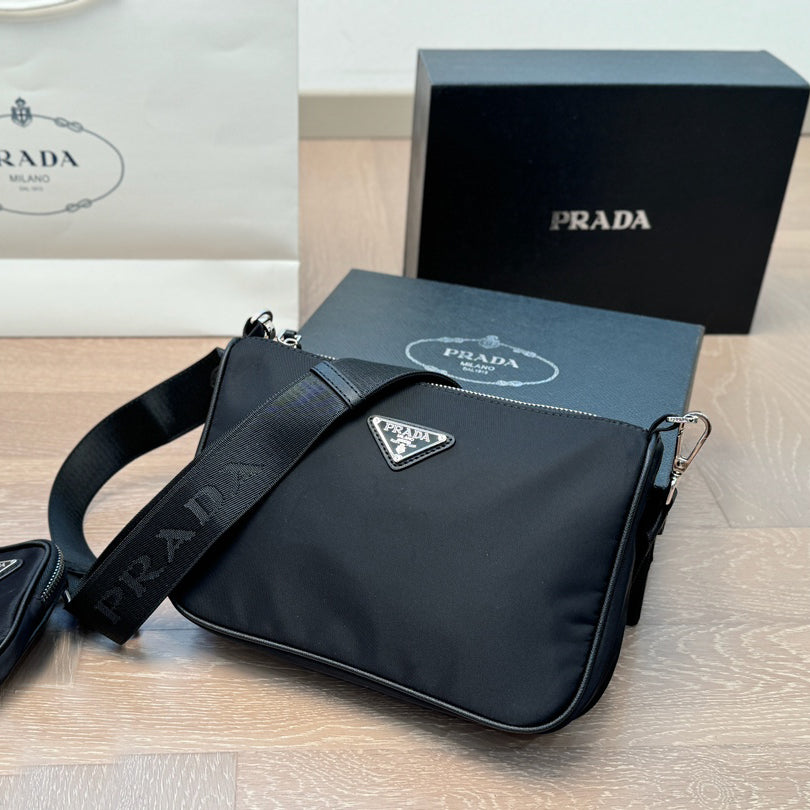 P 2-in-1 Crossbody Bag 1024112102