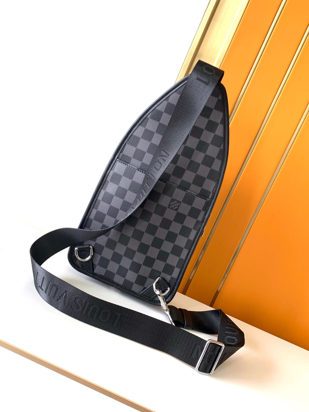 L fashion checkered chest bag 0725052705