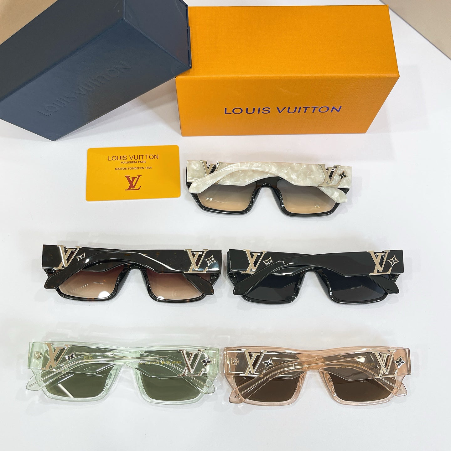 Luxury Limited-Edition Sunglasses XC1026071713