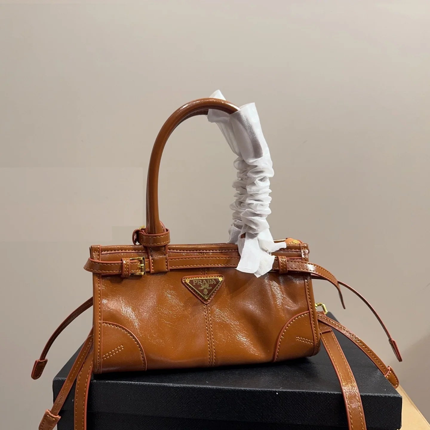 High-end design handbag 1426011304