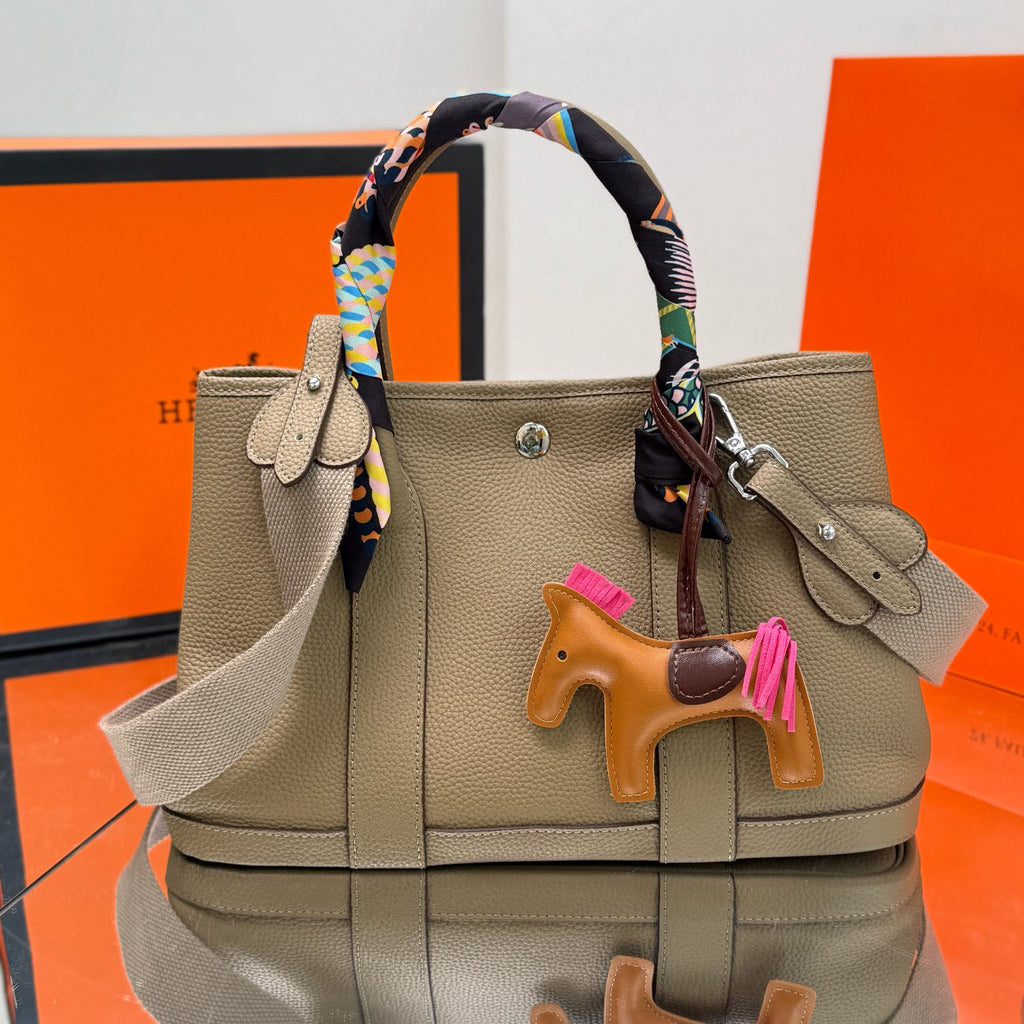H Fashion Garden Handbag 0725060111