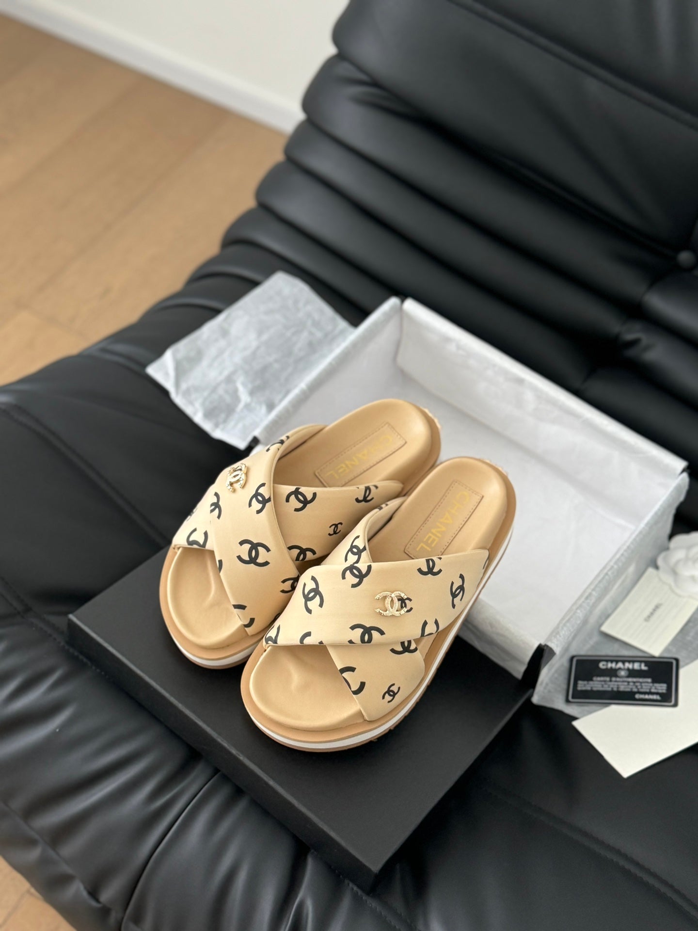 new cross slippers 0724051104