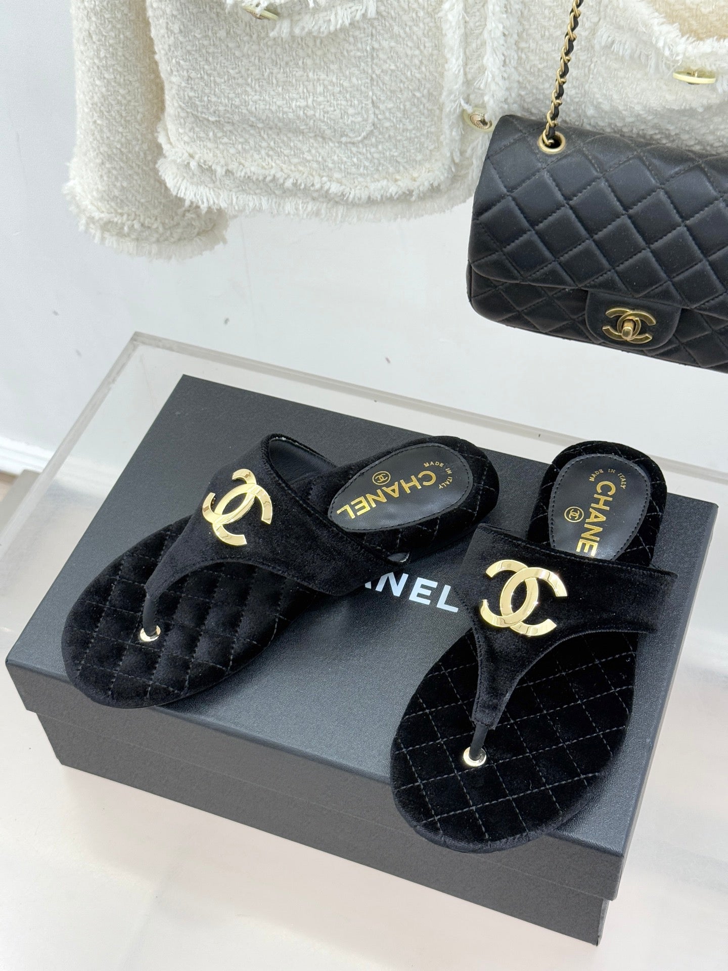 26SS New Women's Diamond Pattern Flip-Flops 0726031003