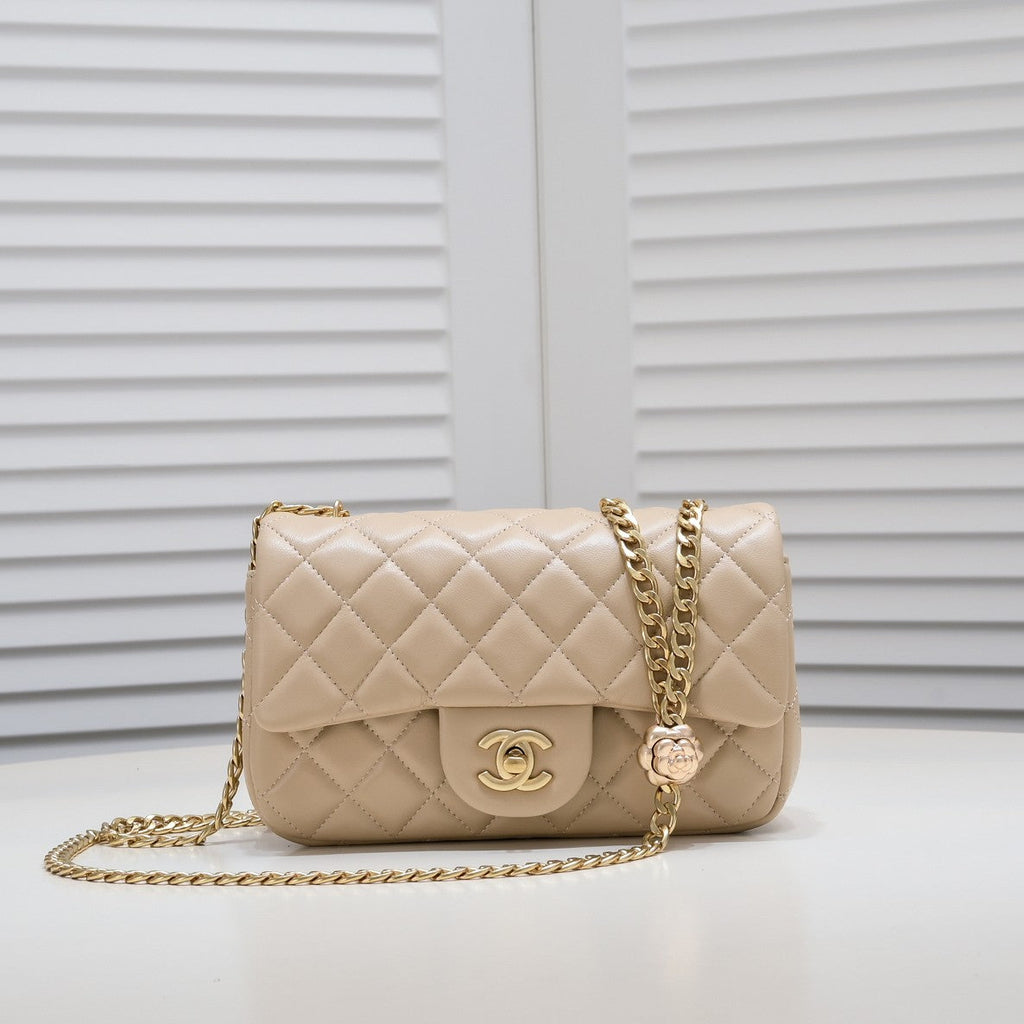 trendy camellia bag XC0823080404