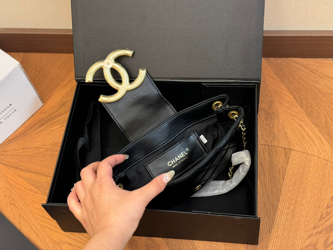 Double C Baguette Bag 0724082704
