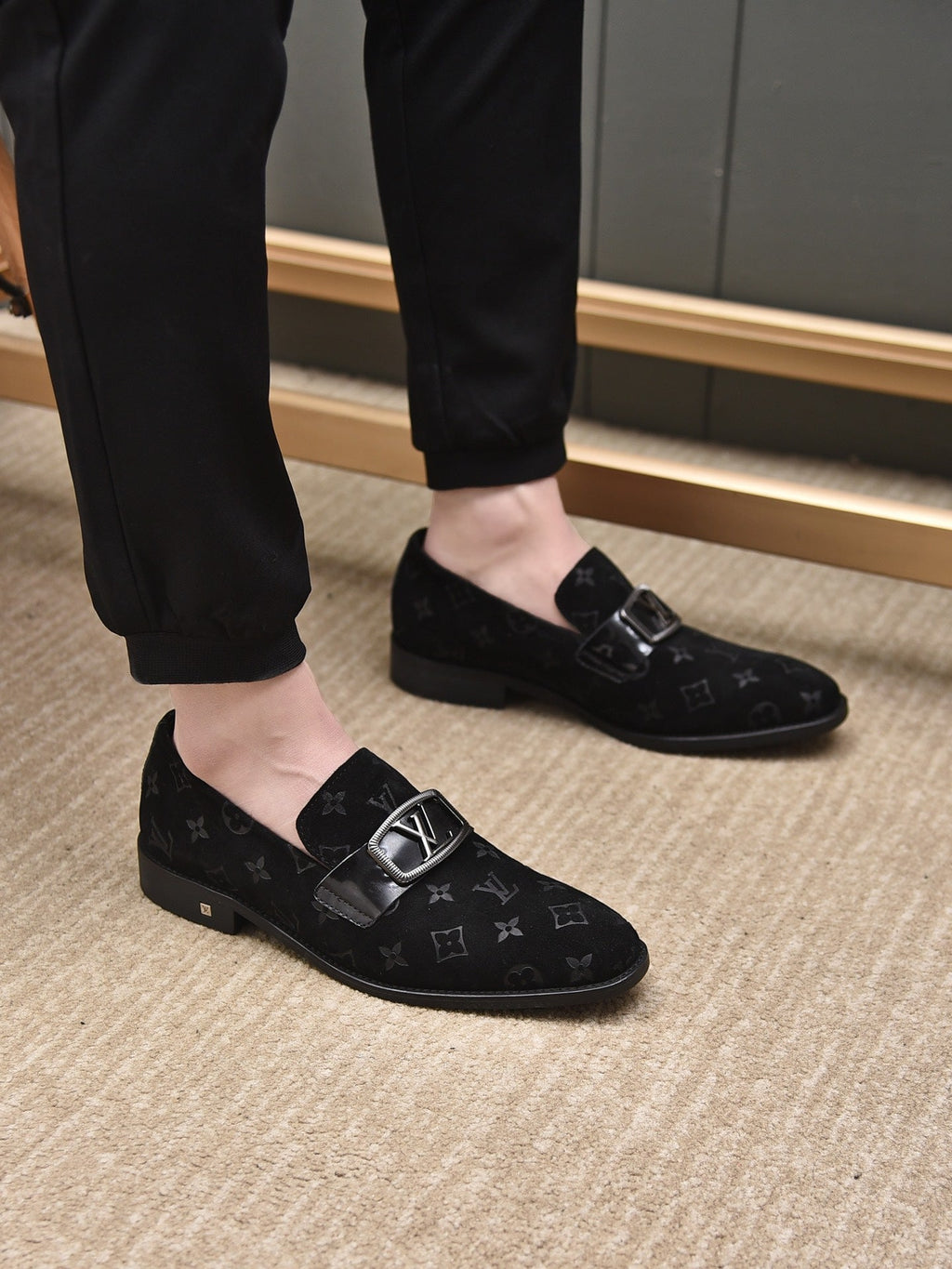 L print business dress shoes