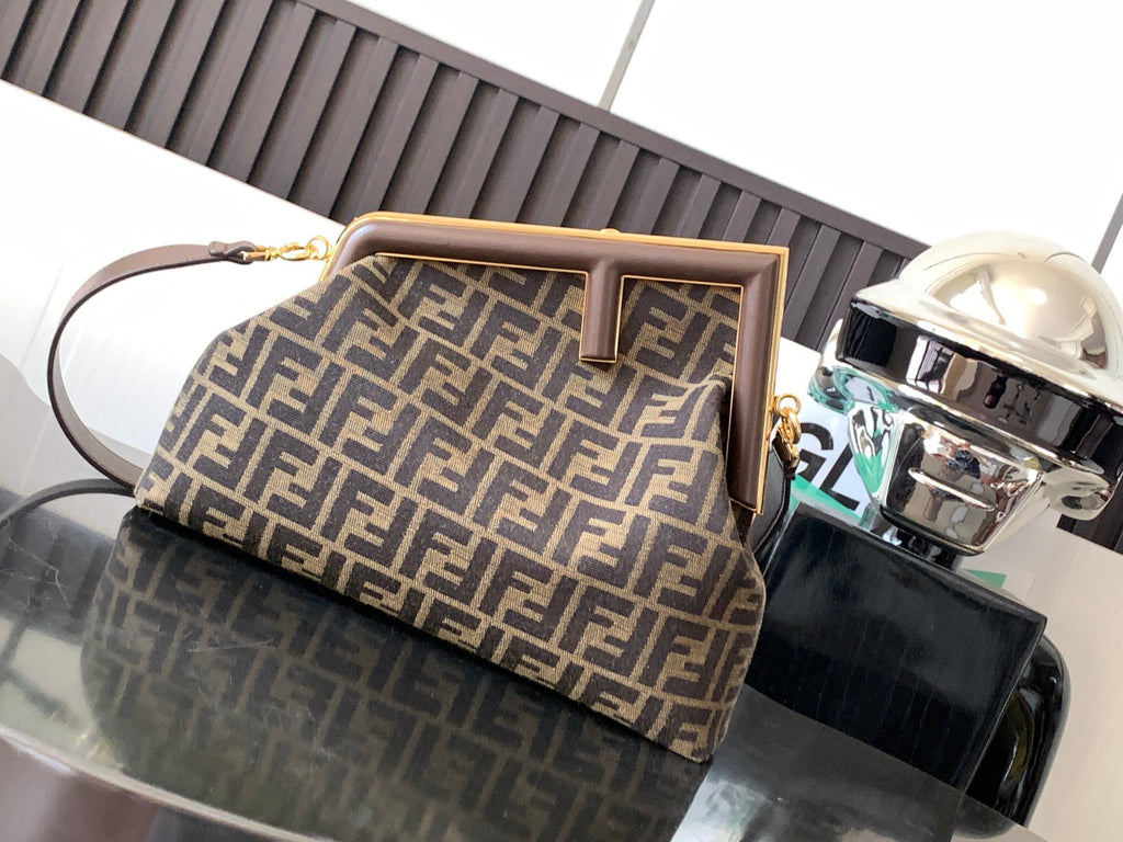 Fashionable all-match bag XC0723071701