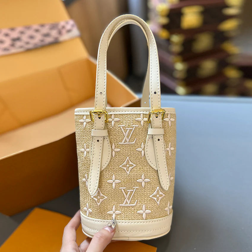 New Grass Woven Mini Bucket Bag 1024070909