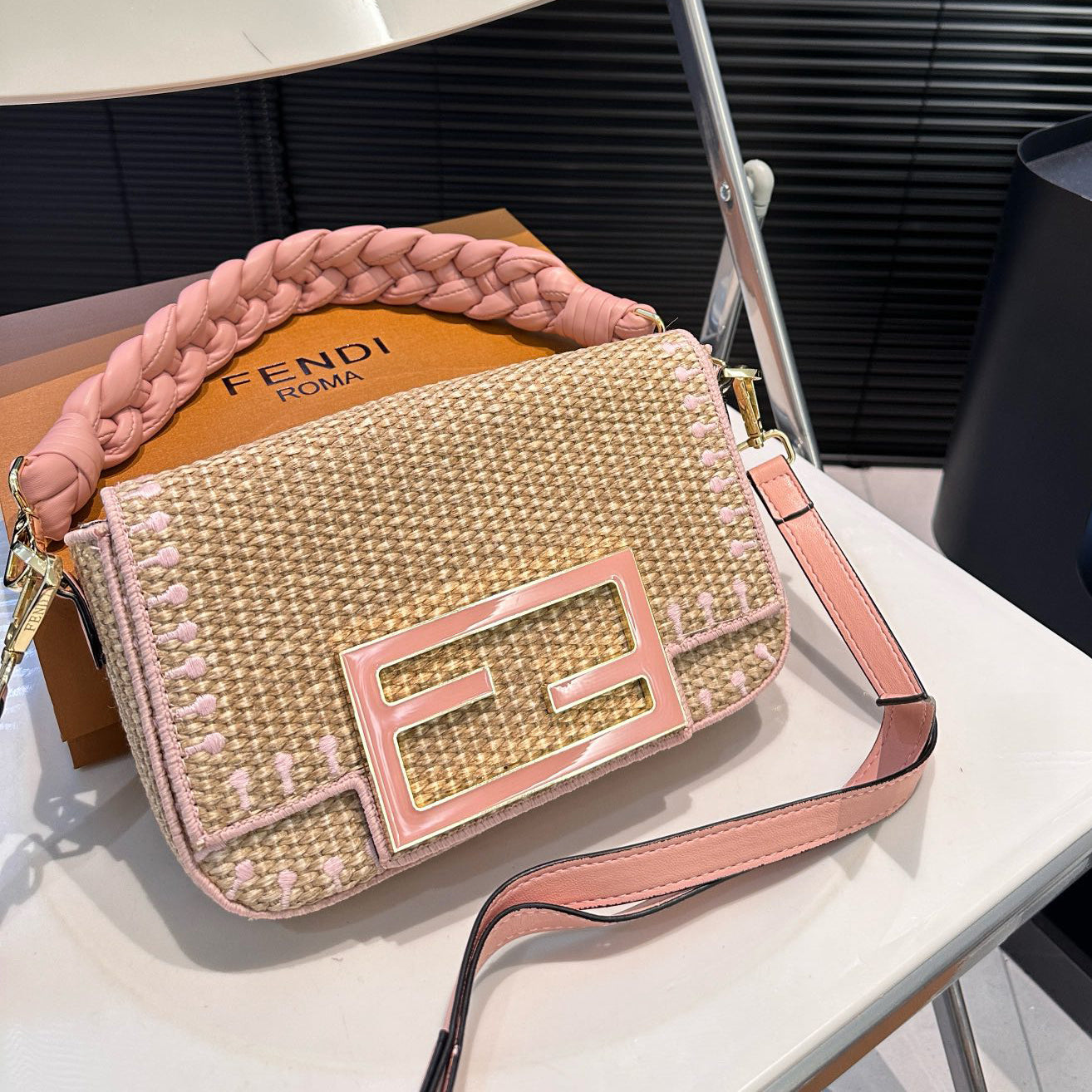summer fashion woven clutch 0724041116