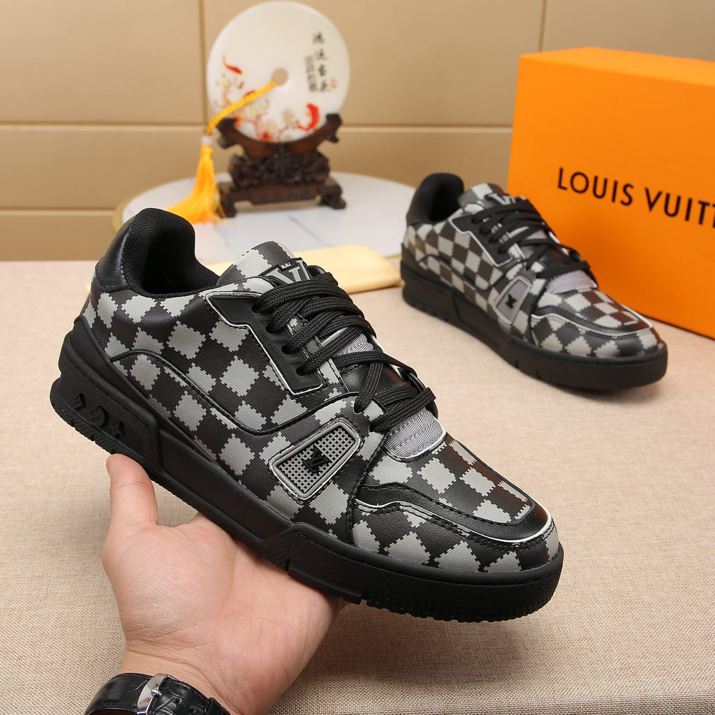 V Fashion Classic Textured Sneakers 0724031505