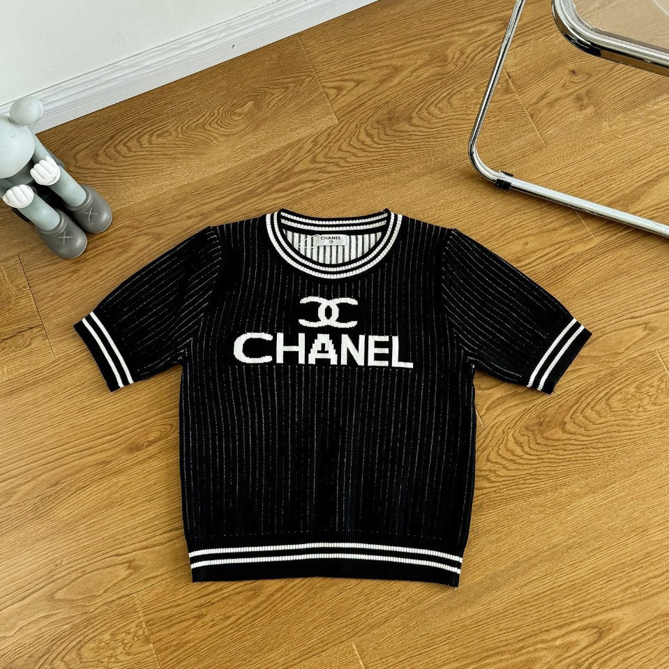 Color block letter embroidered vertical pattern round neck short sleeves 0724050904