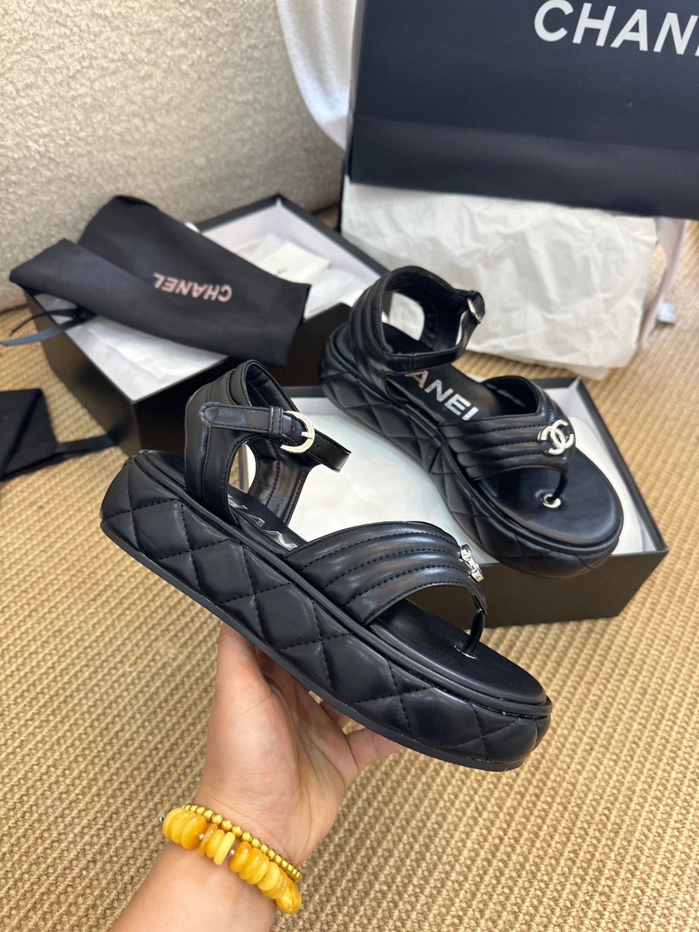 fashion diamond thick-soled sandals 0725050802