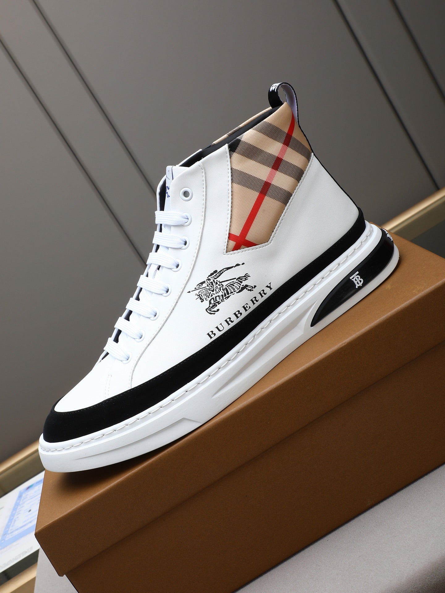 New high-top athletic casual shoes 0725122903