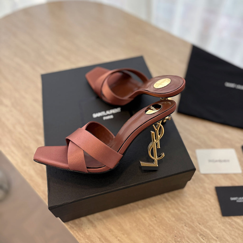 Women's stylish luxury  high heels