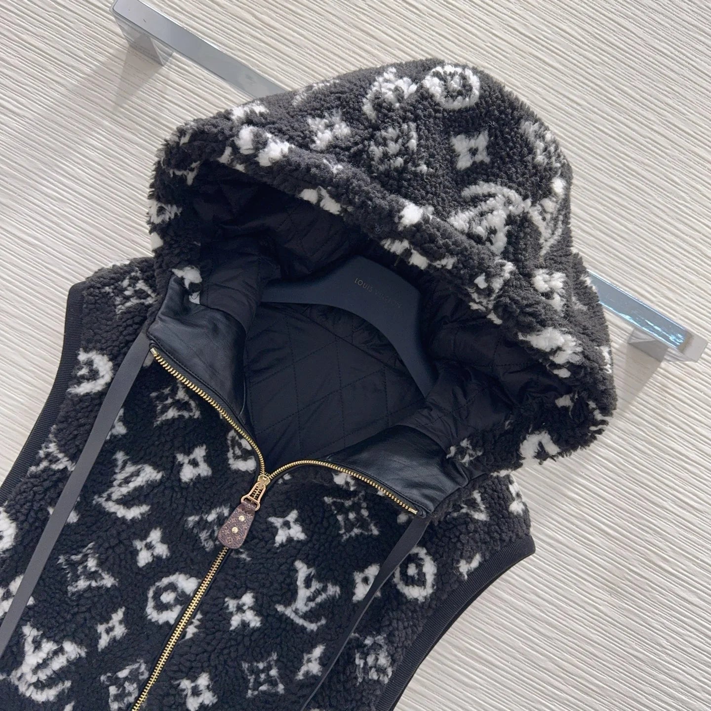 New lambskin hooded vest jacket 1426012901