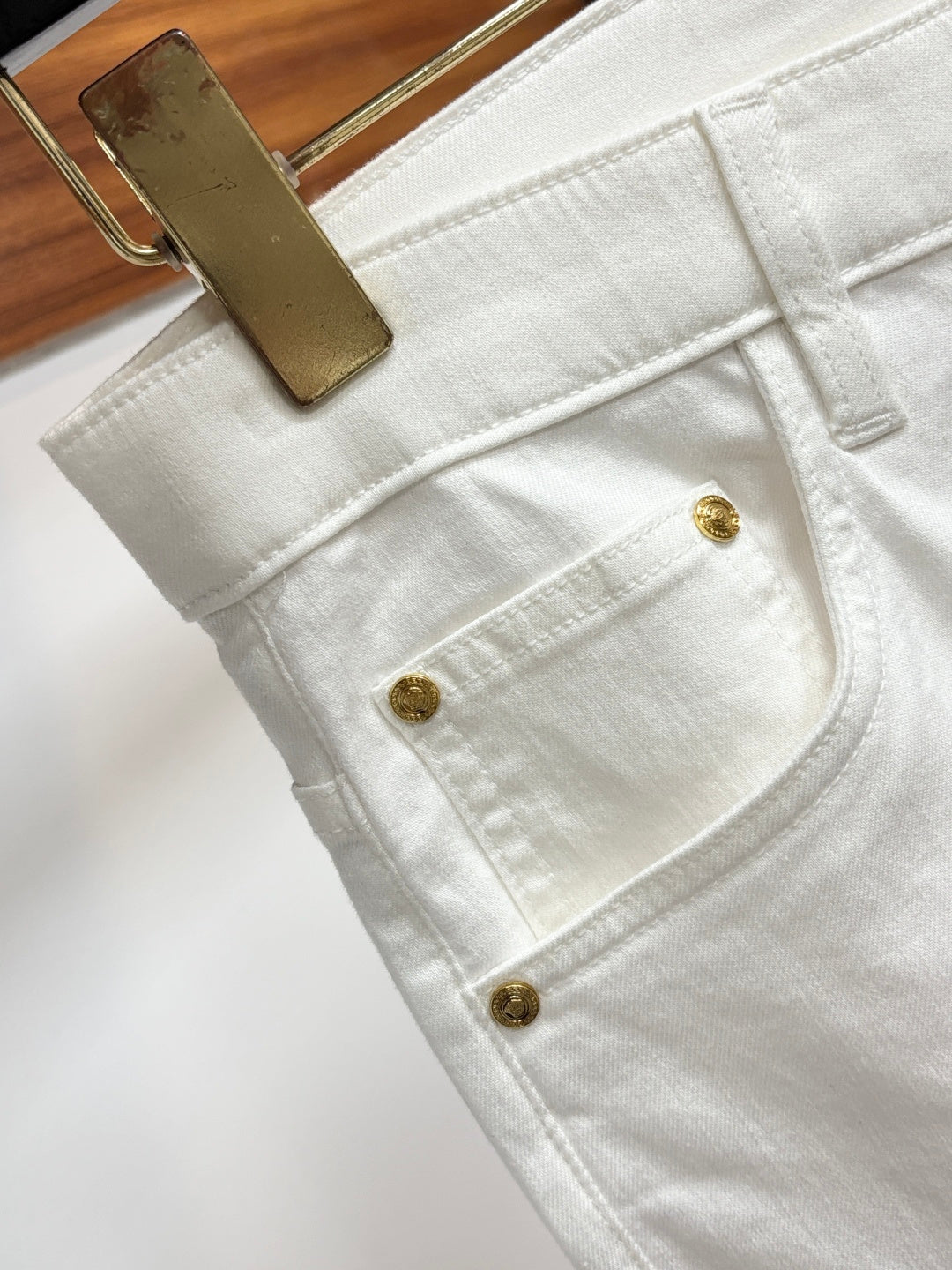 VS Spring/Summer Slim Fit Straight Leg Jeans 0726051921