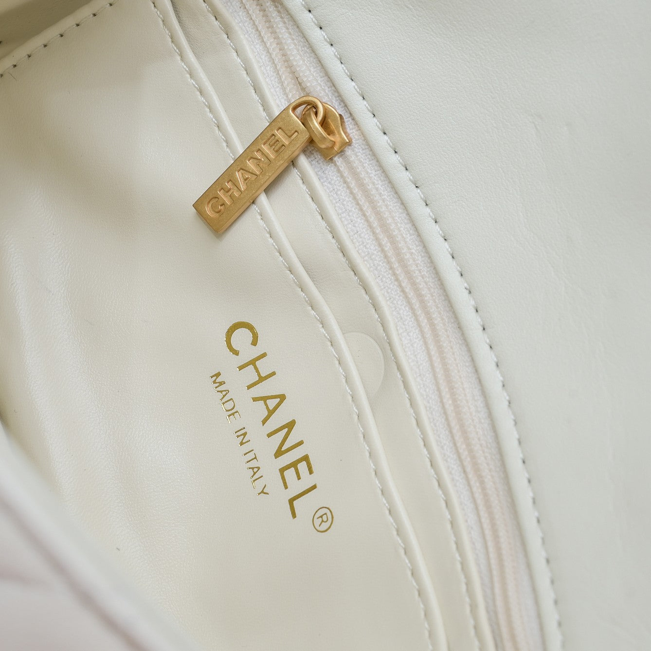 trendy camellia bag XC0823080405